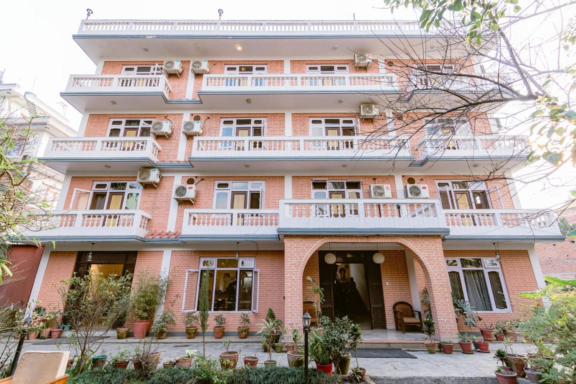 Cloud 9 Garden Hotell Katmandu Eksteriør bilde